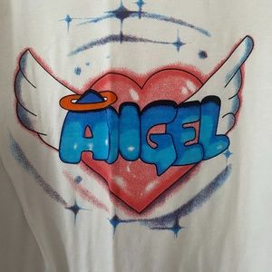 Angel graphic tee